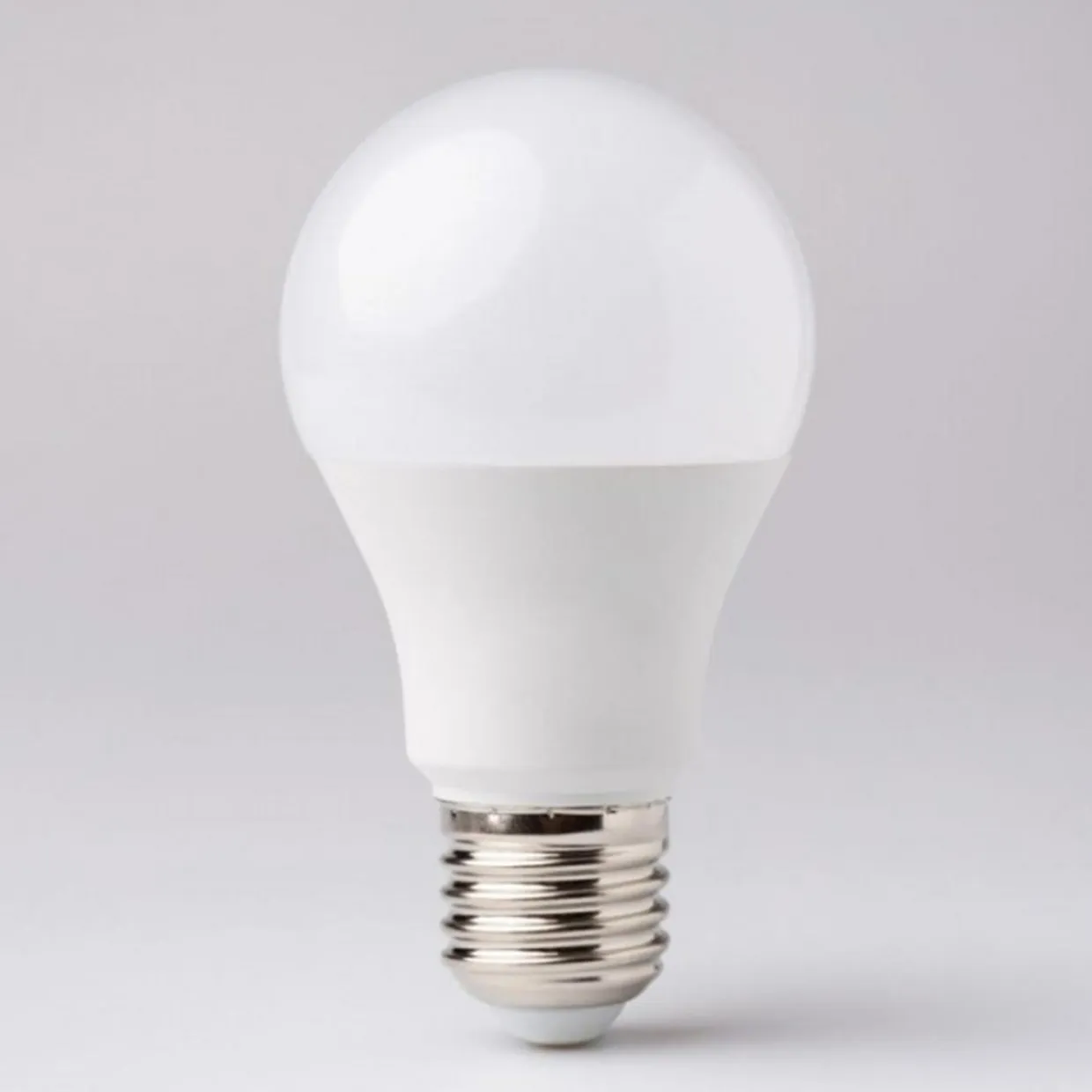 Żarówka LED CLASSIC E27 10W barwa neutralna EC79481