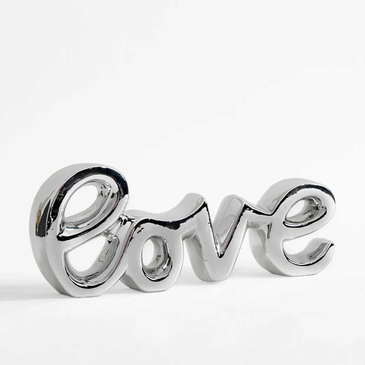 Dekoracyjny napis srebrny LOVE 29x11,4 cm