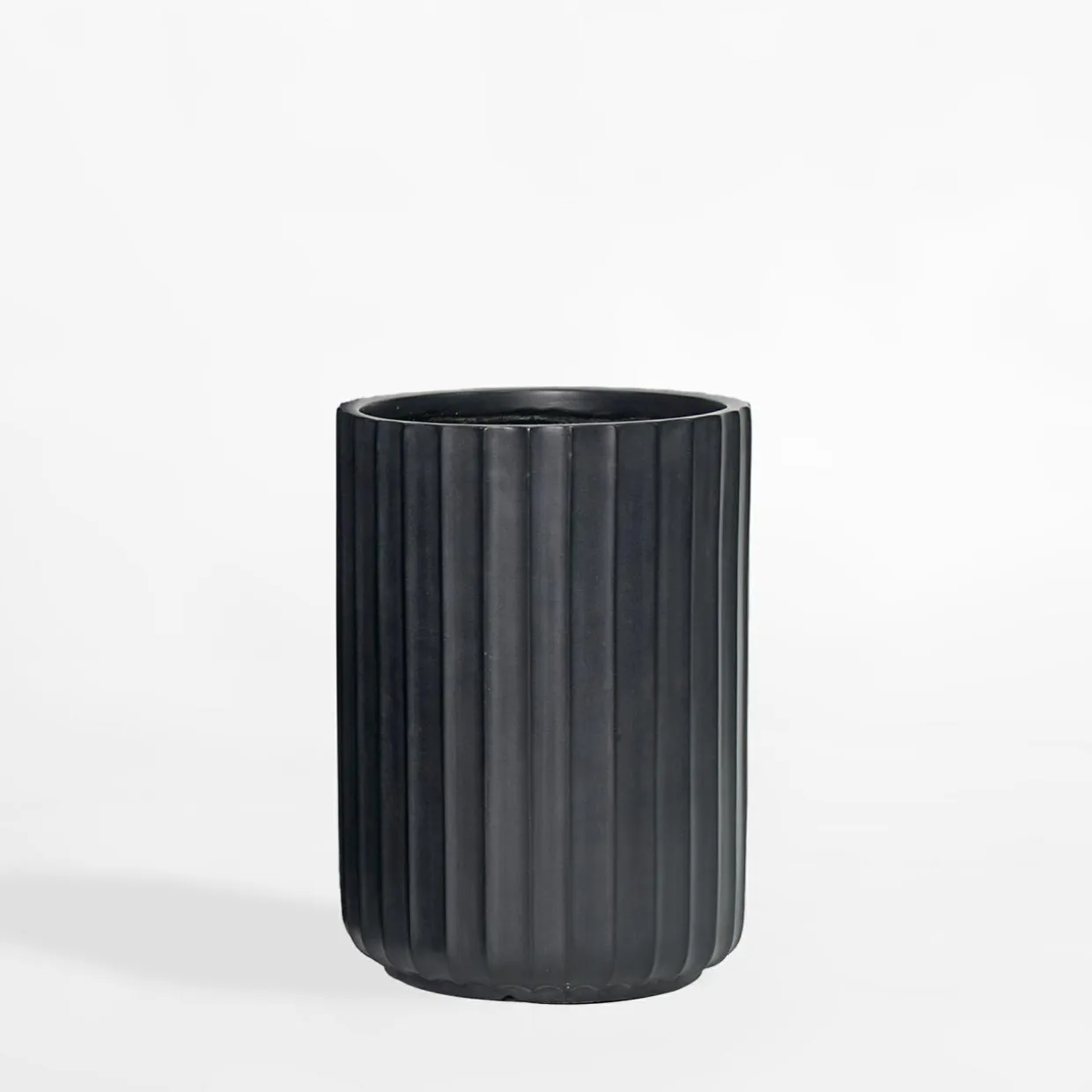 Donica ryflowana 24x24x33 cm czarna