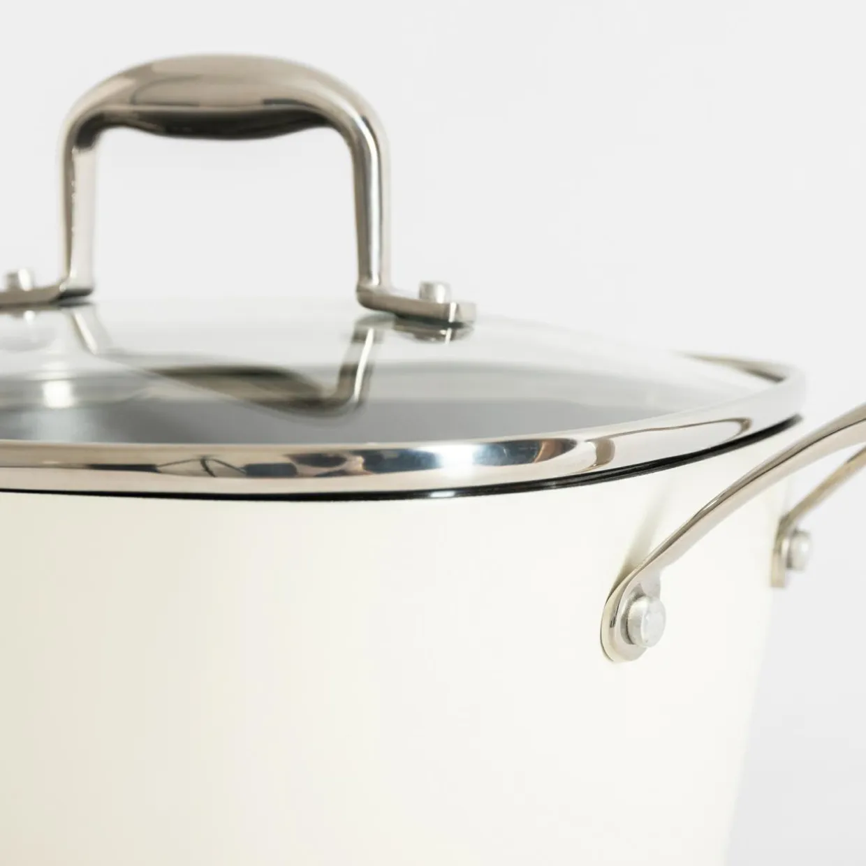 Garnek na indukcję biały QUADRATO 3,5 l