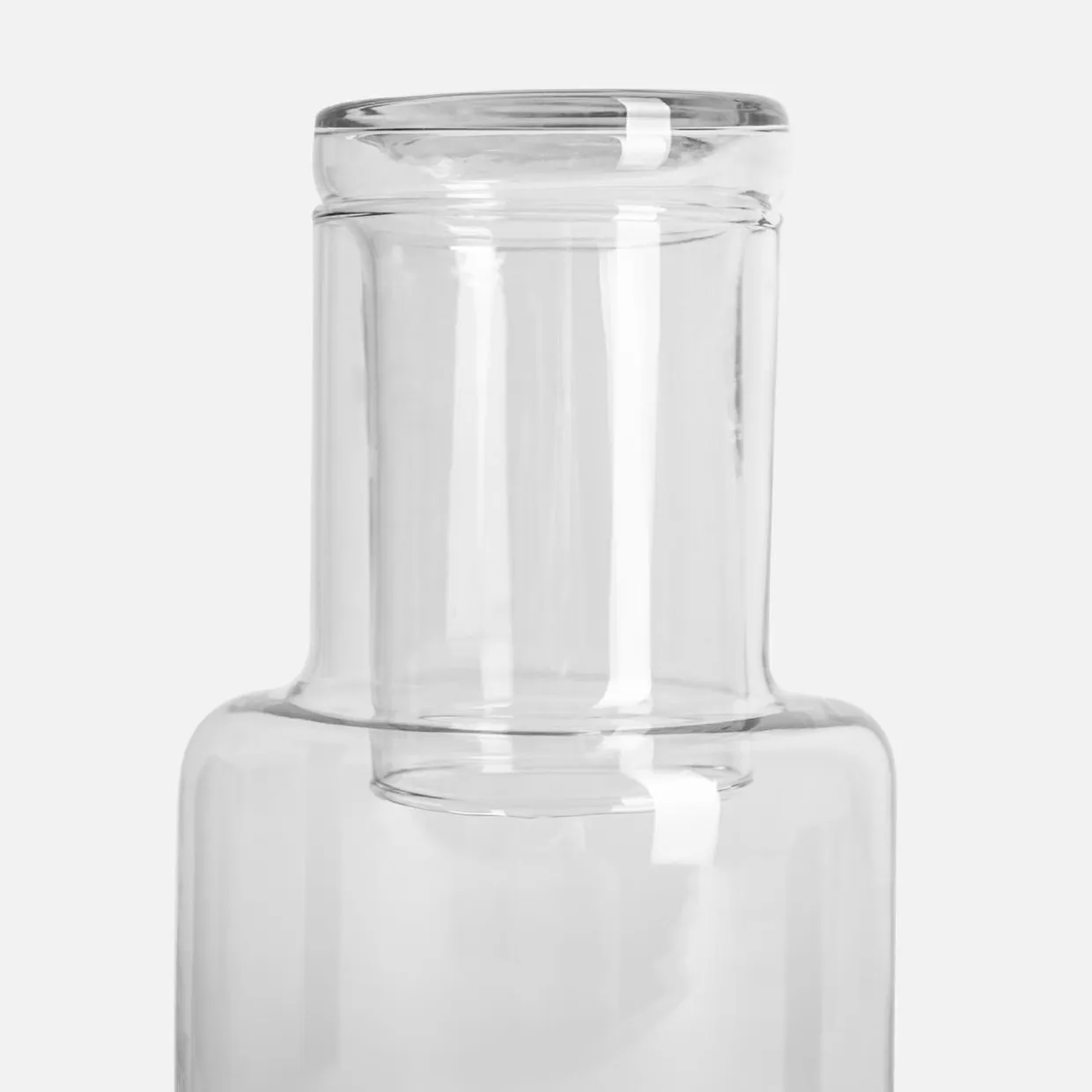Karafka 1,5 l ze szklanką