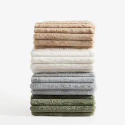 Koc kremowy CORDOVA 150x200 cm