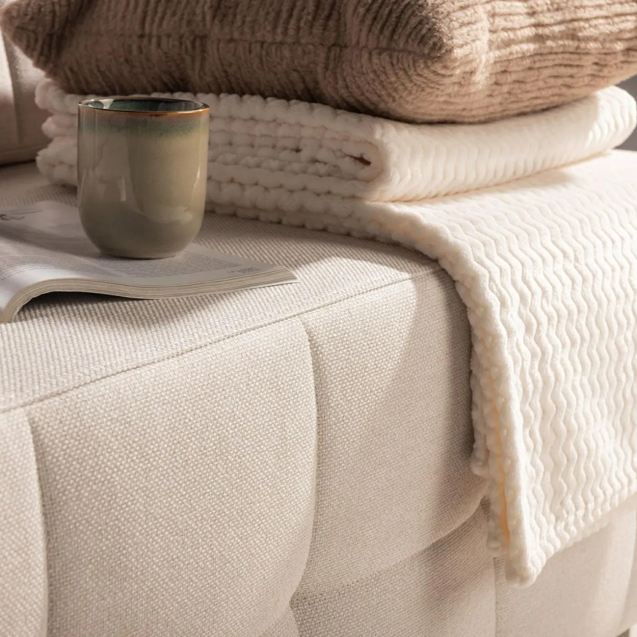Koc VIVIO CREAM 130x160 cm