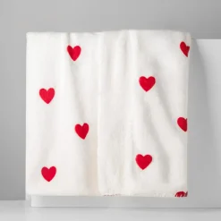 Koc zimowy SHERPA RED HEARTS 150x200 cm