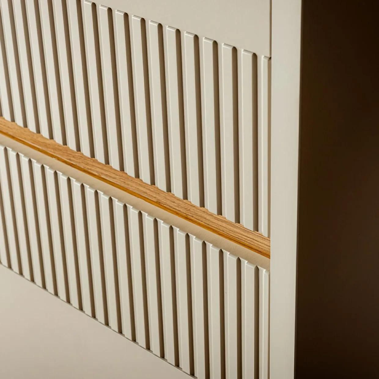 Komoda z oświetleniem OAK SQUERE 95,3 cm