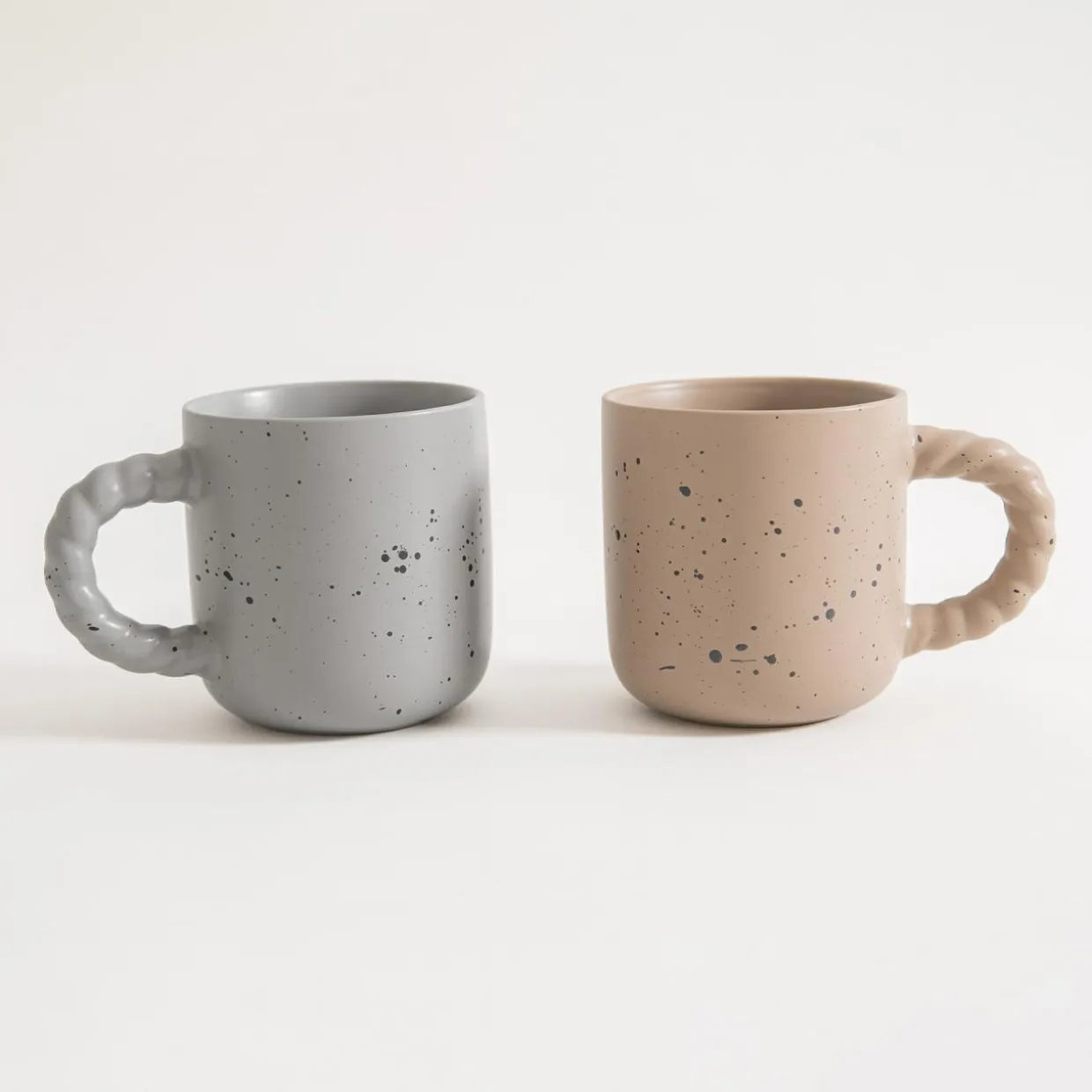 Kubek ceramiczny szary 520 ml