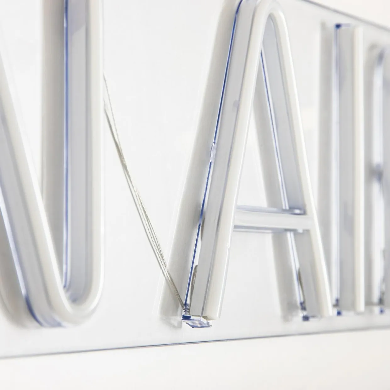 Lampa dekoracyjna LED NEON ON AIR