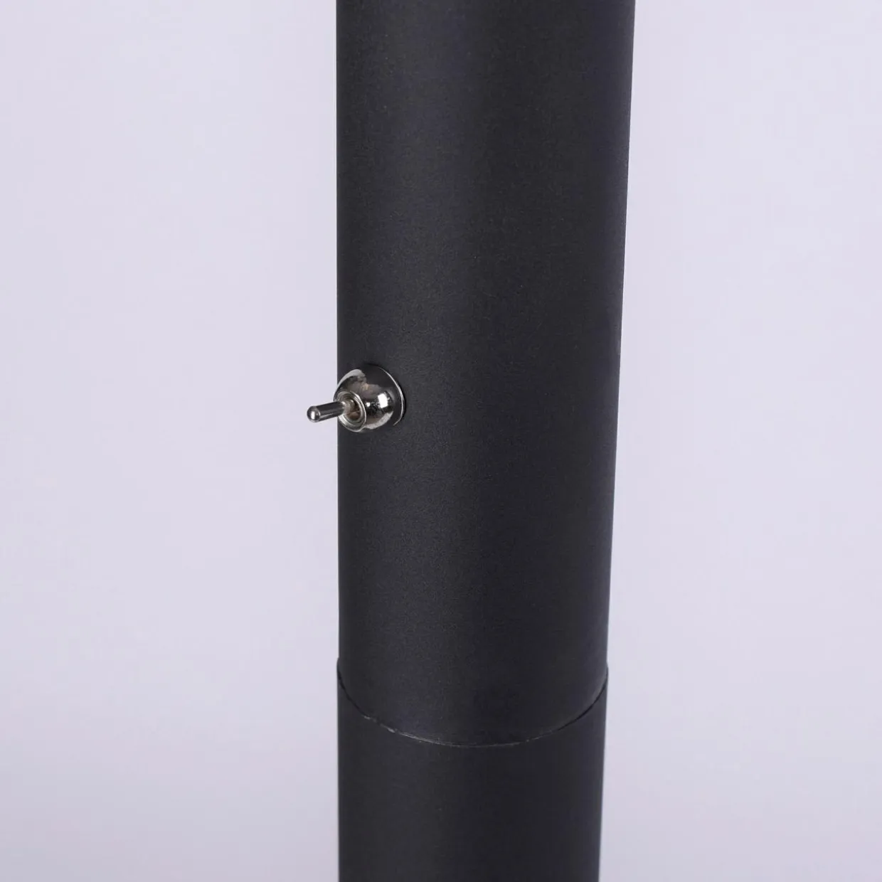 Lampa podłogowa LED MAJA 15383-18