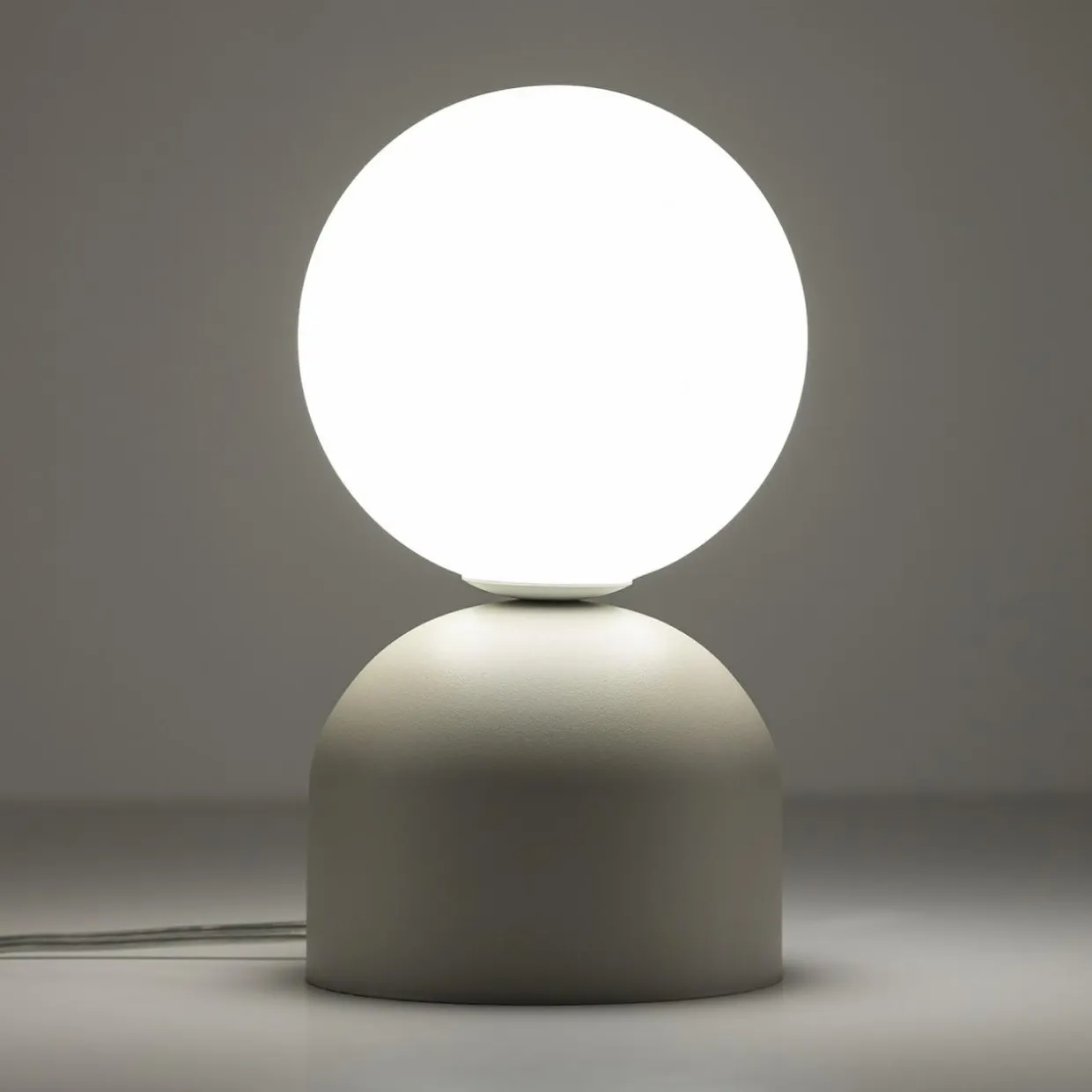 Lampa stołowa beżowa podstawa MIKI