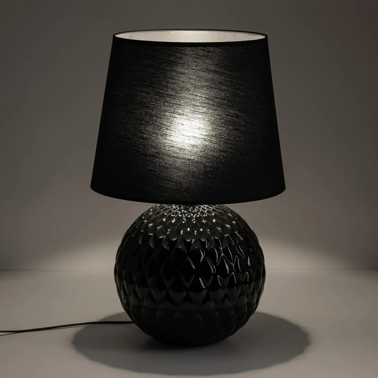 Lampa stołowa czarna SANTANA