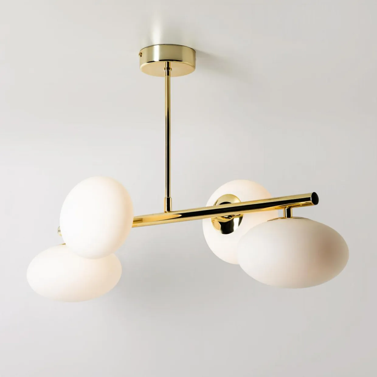 Lampa sufitowa 4 owalne klosze złota MILO 68x30 cm