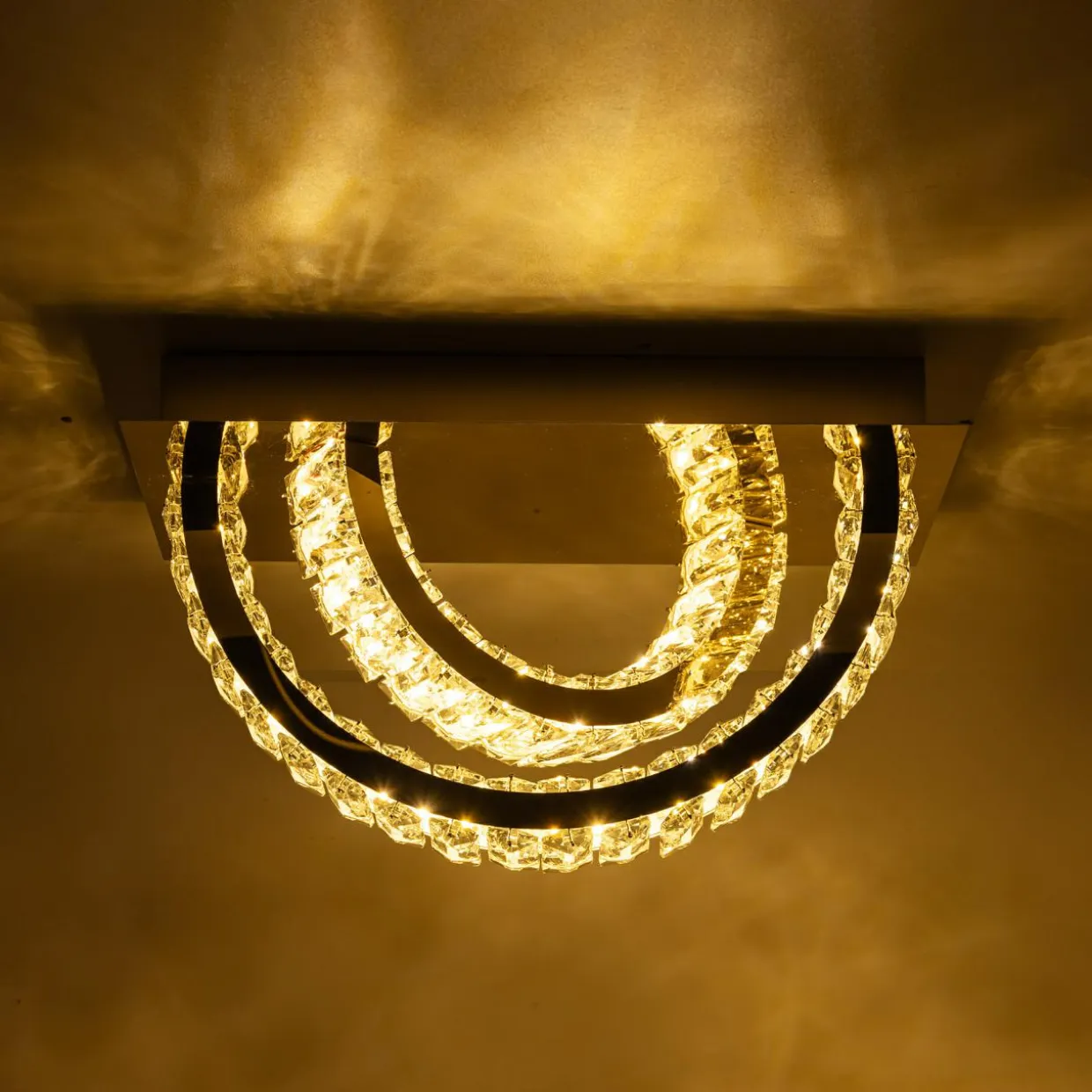 Lampa sufitowa 2 pierścienie złota TULA na pilota
