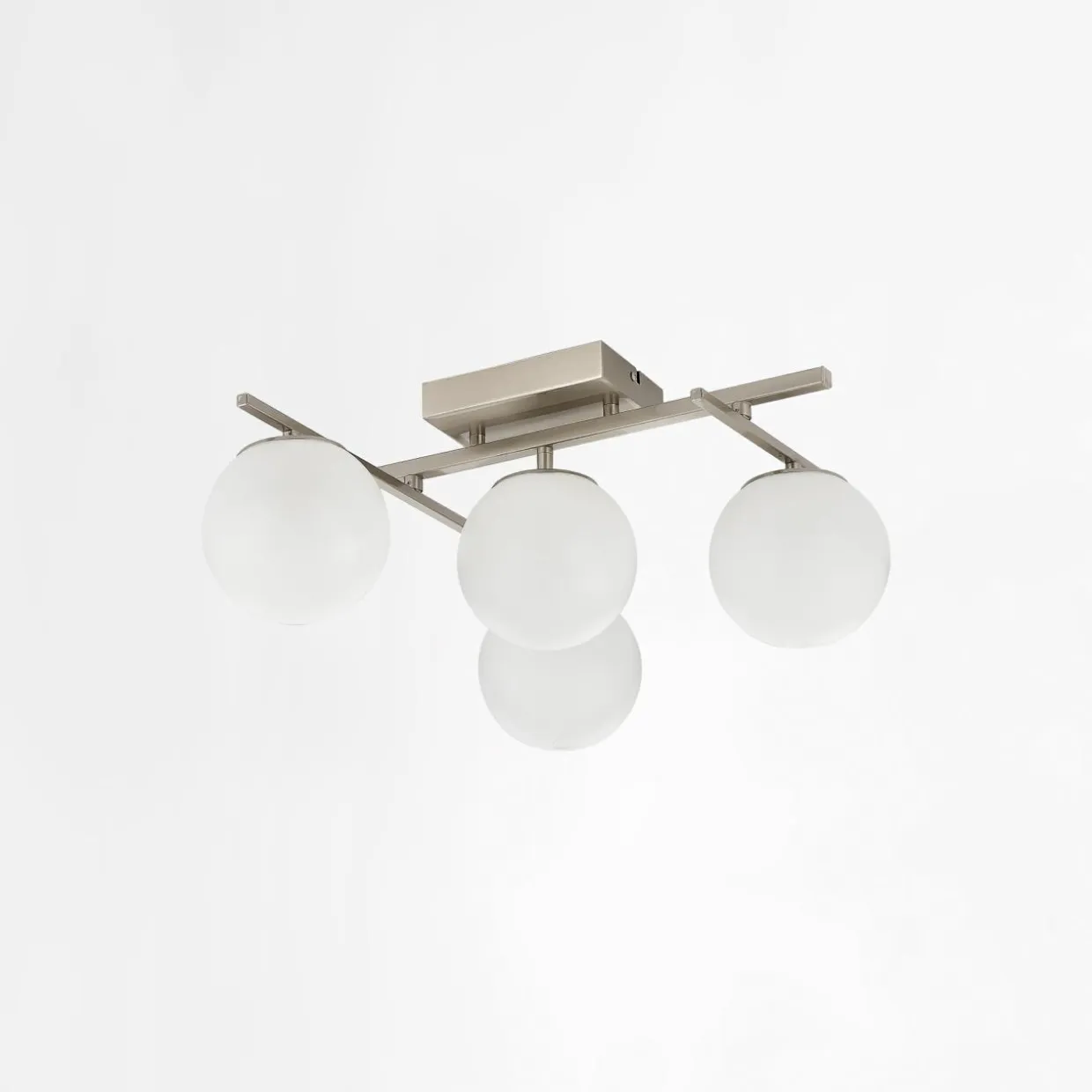 Lampa sufitowa LED 4 klosze kule NEBULA z pilotem