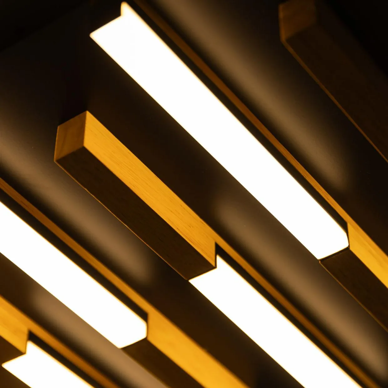 Lampa sufitowa LED czarna drewniana ELIOT