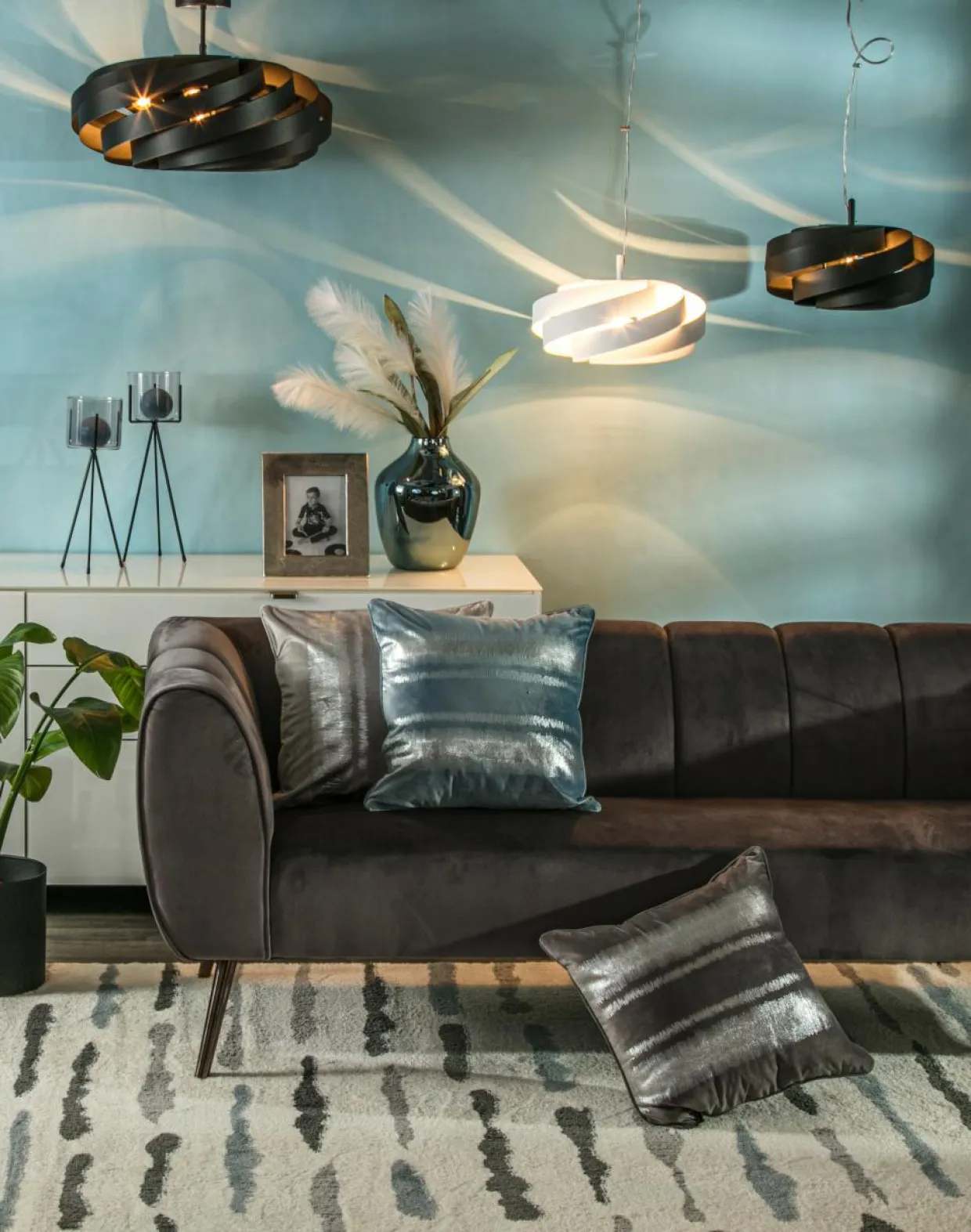 Lampa sufitowa VENTO czarna