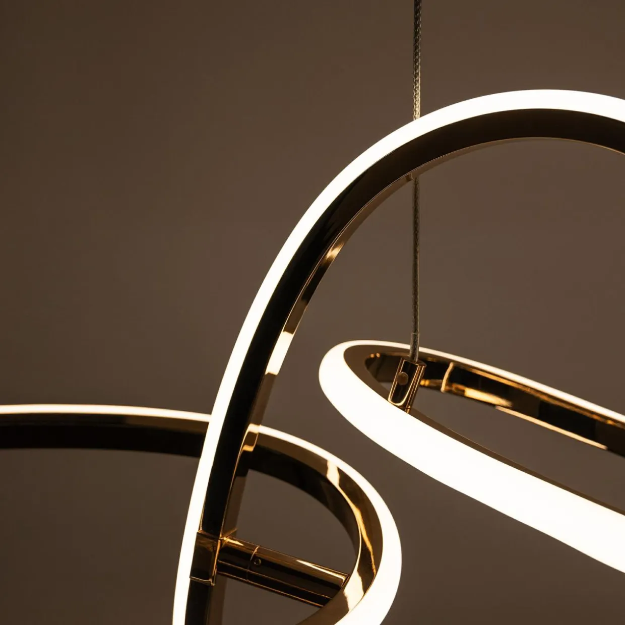 Lampa wisząca LED CHOLET złota