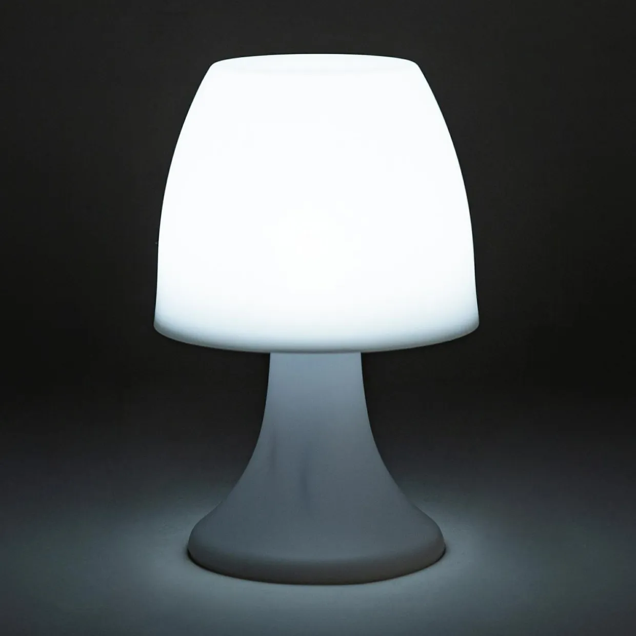 Lampka nocna bezprzewodowa LED RGB