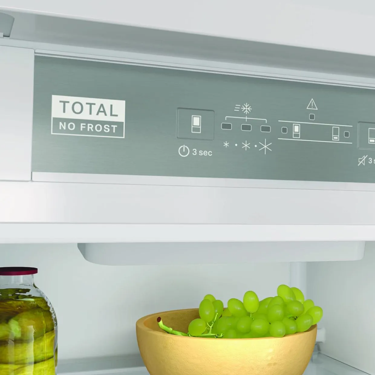 Lodówka do zabudowy 6 zmysł WHIRLPOOL WHC18T322