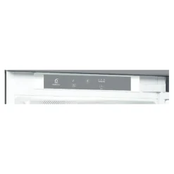Lodówka energooszczędna do zabudowy WHIRLPOOL ART 9811 SF2