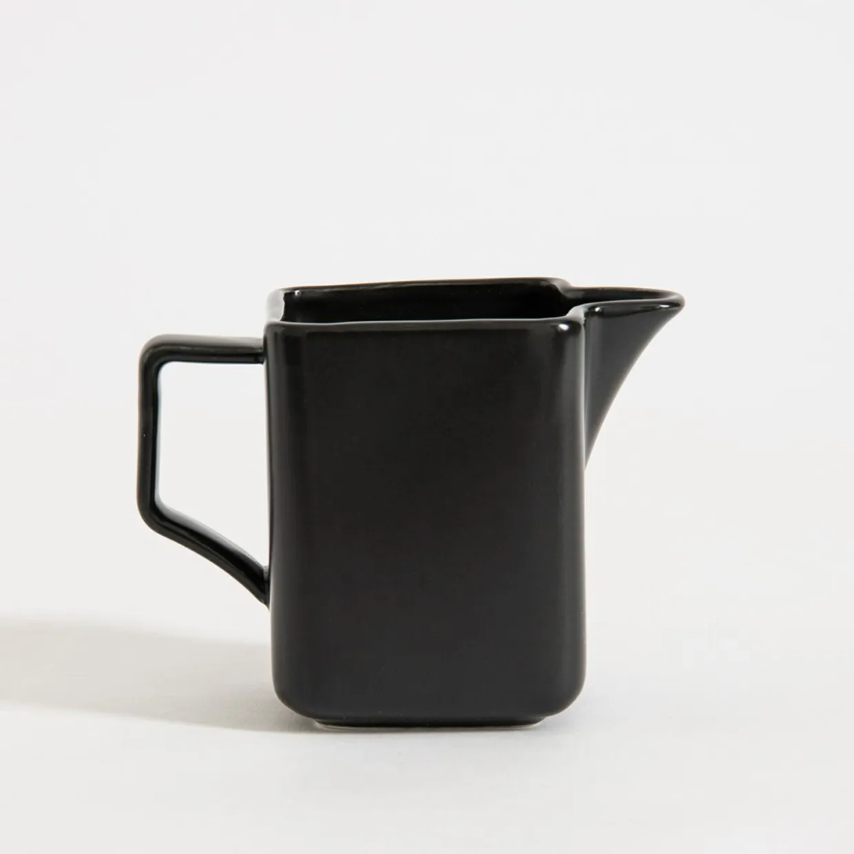 Mlecznik porcelanowy czarny BONA