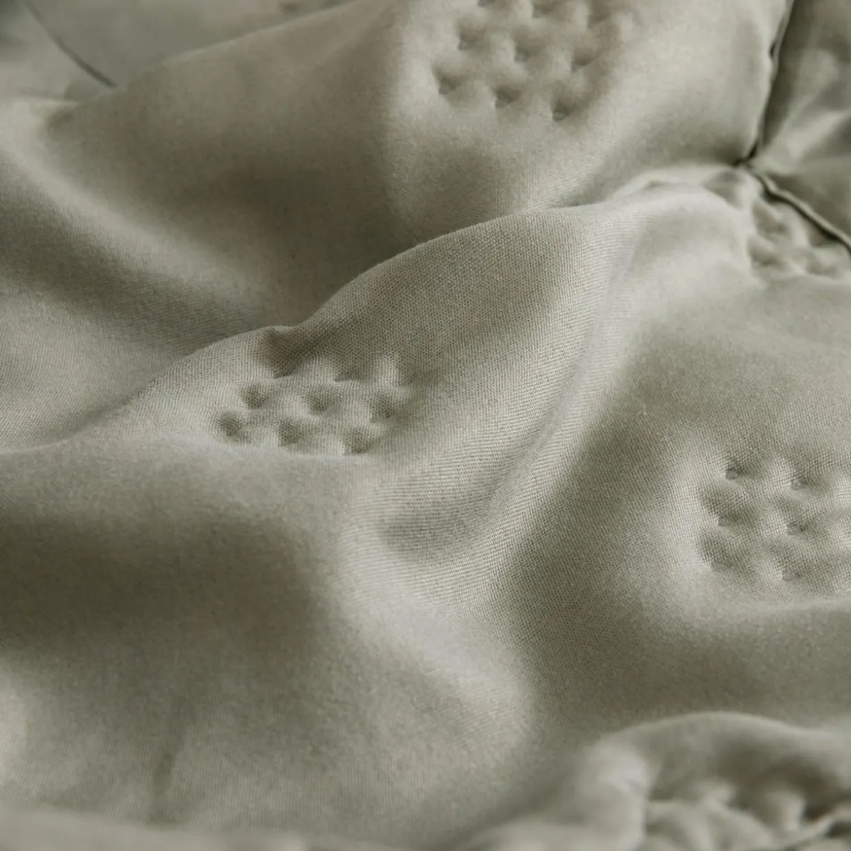 Narzuta oliwkowa CLOUD 220x240 cm