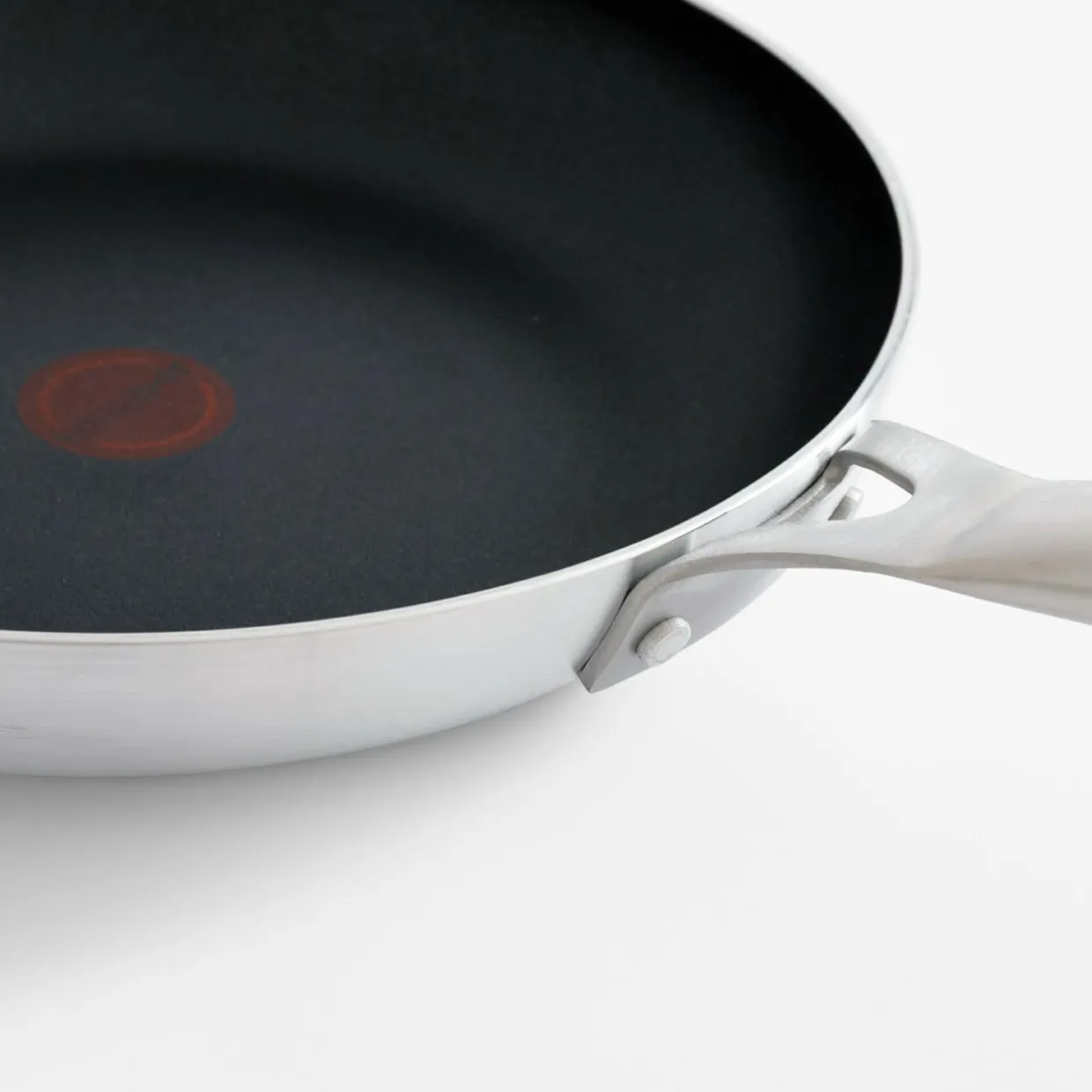 Patelnia ze wskaźnikiem nagrzania i powłoką Ilag DOTT 28 cm