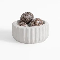 Patera dekoracyjna żłobiona biała 20 cm