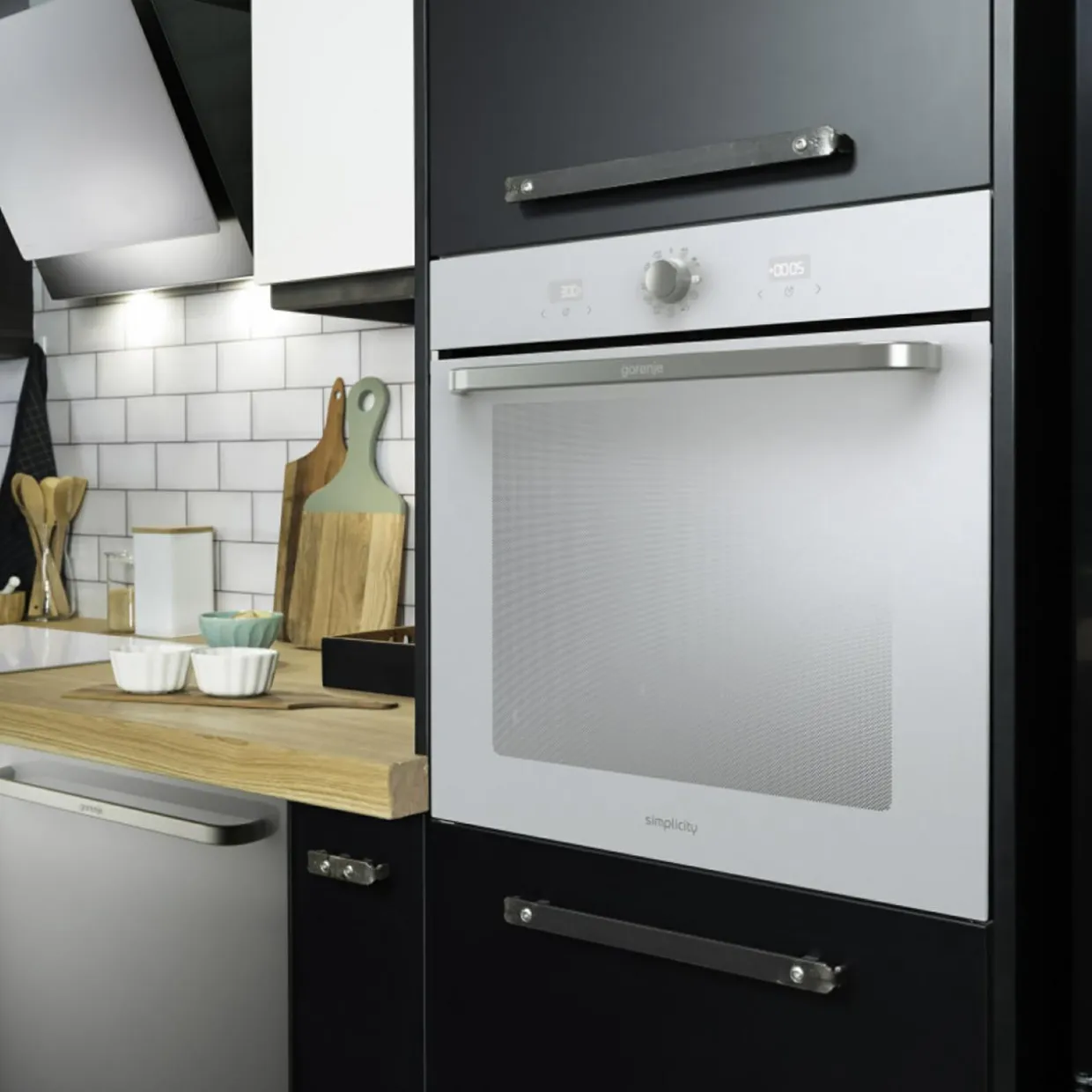 Piekarnik do zabudowy GORENJE BOS6737SYW biały
