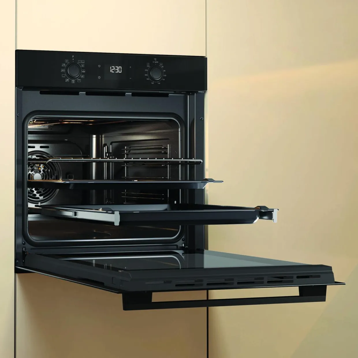 Piekarnik do zabudowy z hydrolizą czarny WHIRLPOOL OMK58HU1B