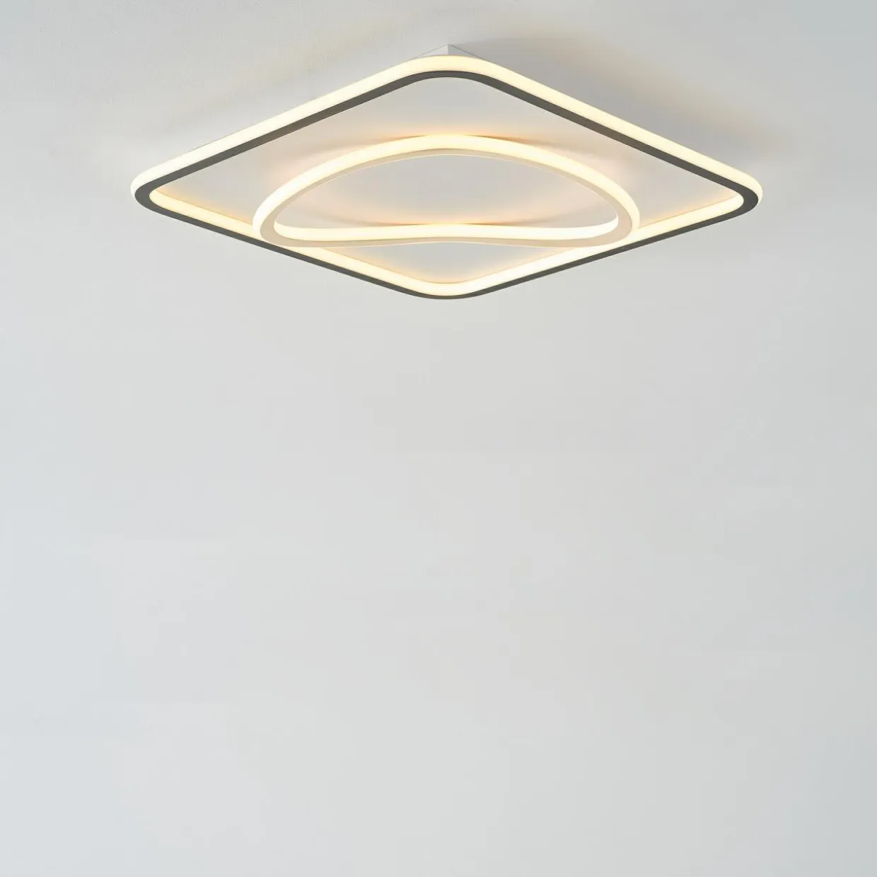 Plafon LED kwadratowy czarno-złoty LENS 50x50 cm