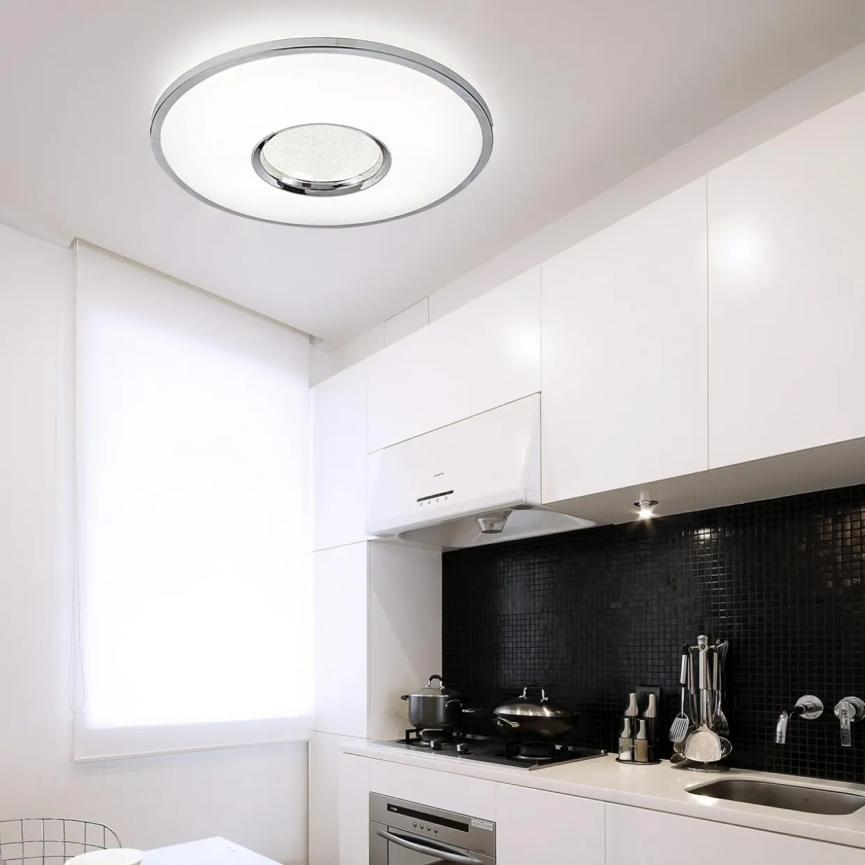 Plafon LED z pilotem biały LEON 40 cm