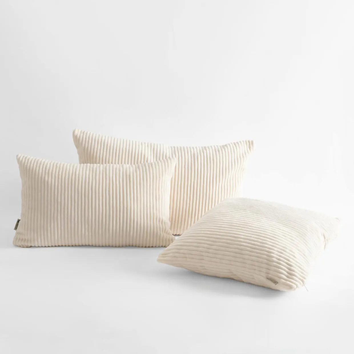 Poduszka MILA CORD kremowa 30x50 cm