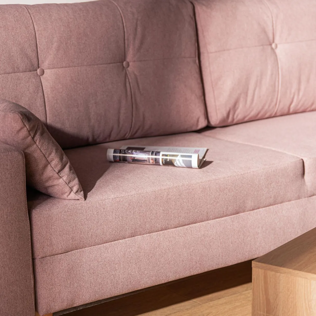 Sofa rozkładana różowa MOZI