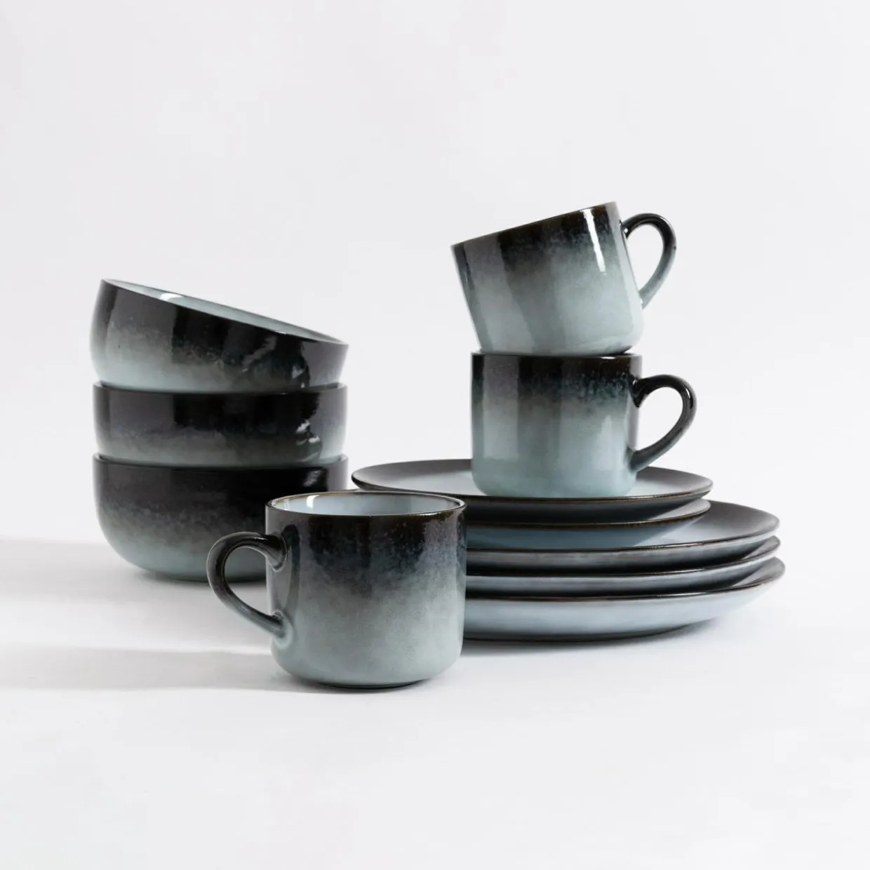 Talerz obiadowy brązowo-szary MALAM 26,6 cm