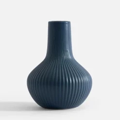 Wazon matowy niebieski 20 cm