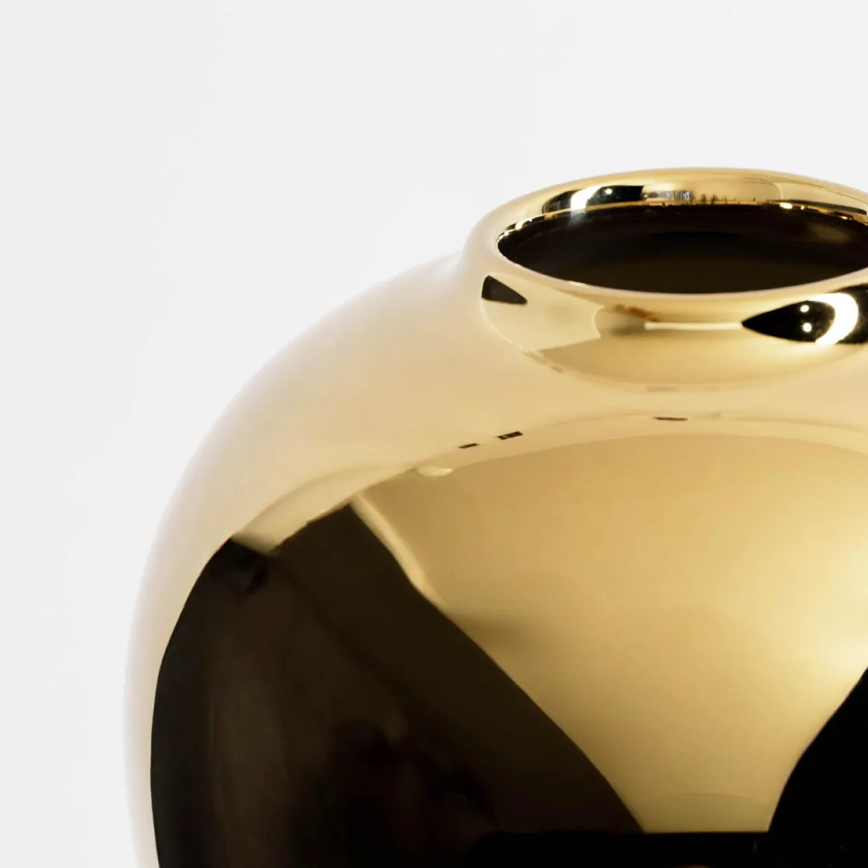 Wazon nowoczesny złoty 20 cm