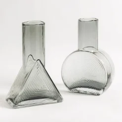 Wazon szklany geometryczny szary 23 cm