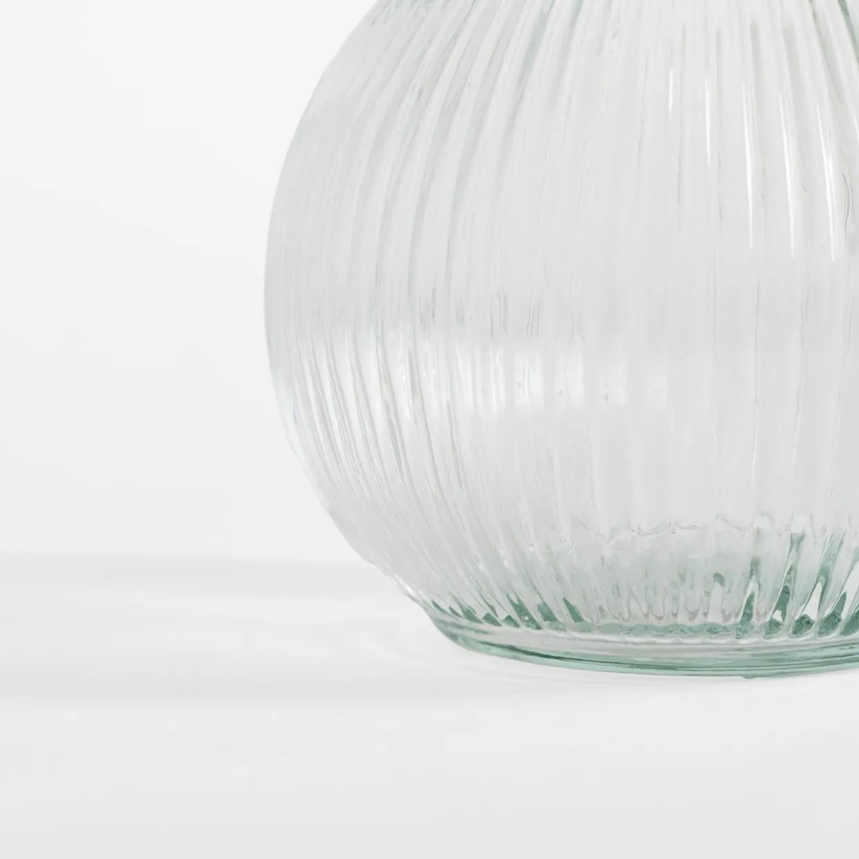 Wazon szklany prążkowany 17,5 cm
