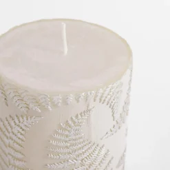 Świeca walec PAPROĆ len/srebro 6,5x8 cm