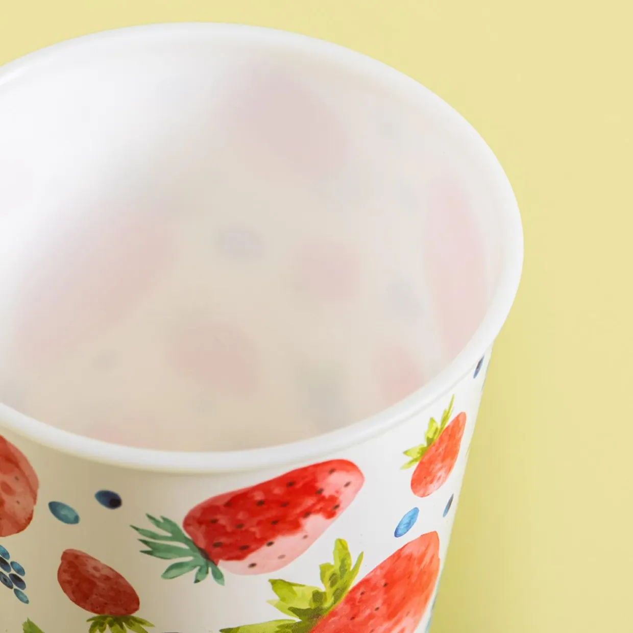 Zestaw 2 kubków plastikowych 650 ml